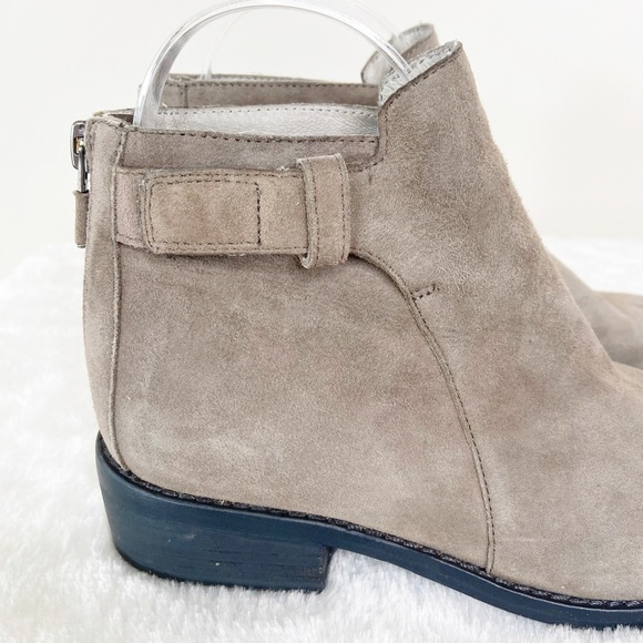 Eileen Fisher Beige Suede Leather Ankle Booties - Picture 4 of 14